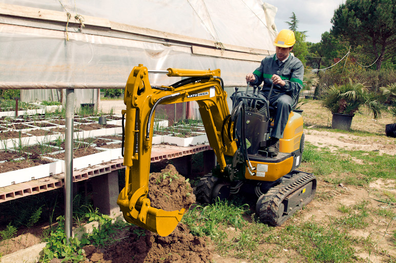 KATO 9VXE Minibagger ideal für den GaLaBau KATO 9VXE Minibagger